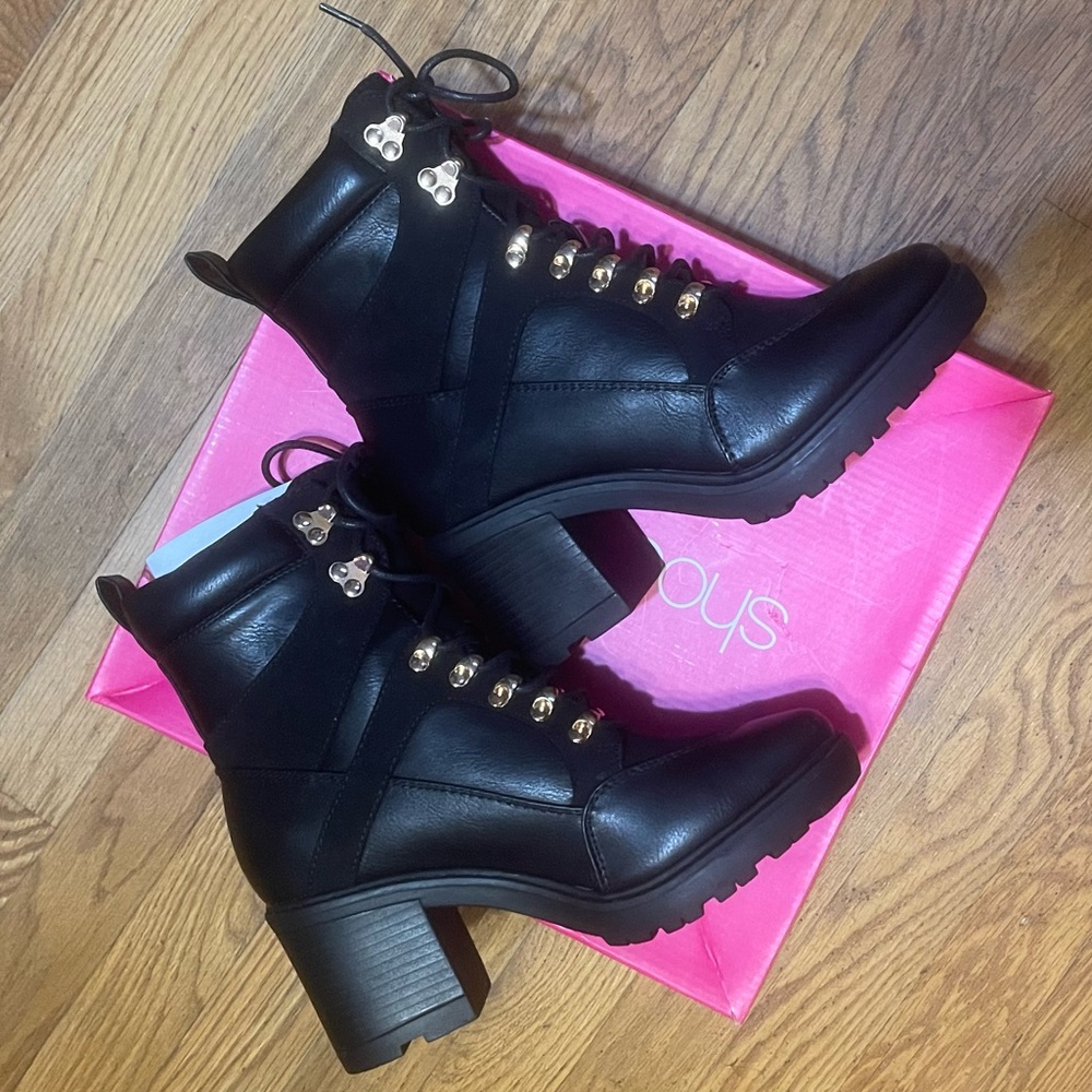 Edde Booties by Shoedazzle